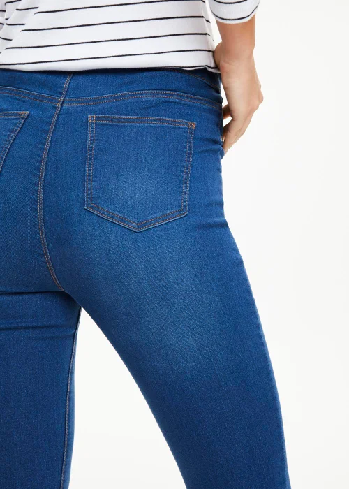 Rosie Mid Wash Pull On Jeggings - Size 08 29 leg Image 3