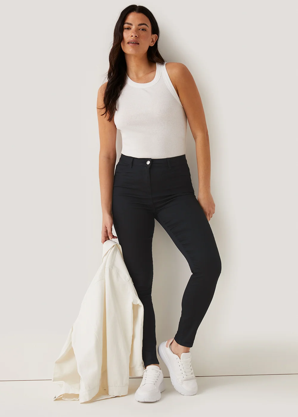 Kimmy Black Skinny Jeans - 8/L29 Image 4