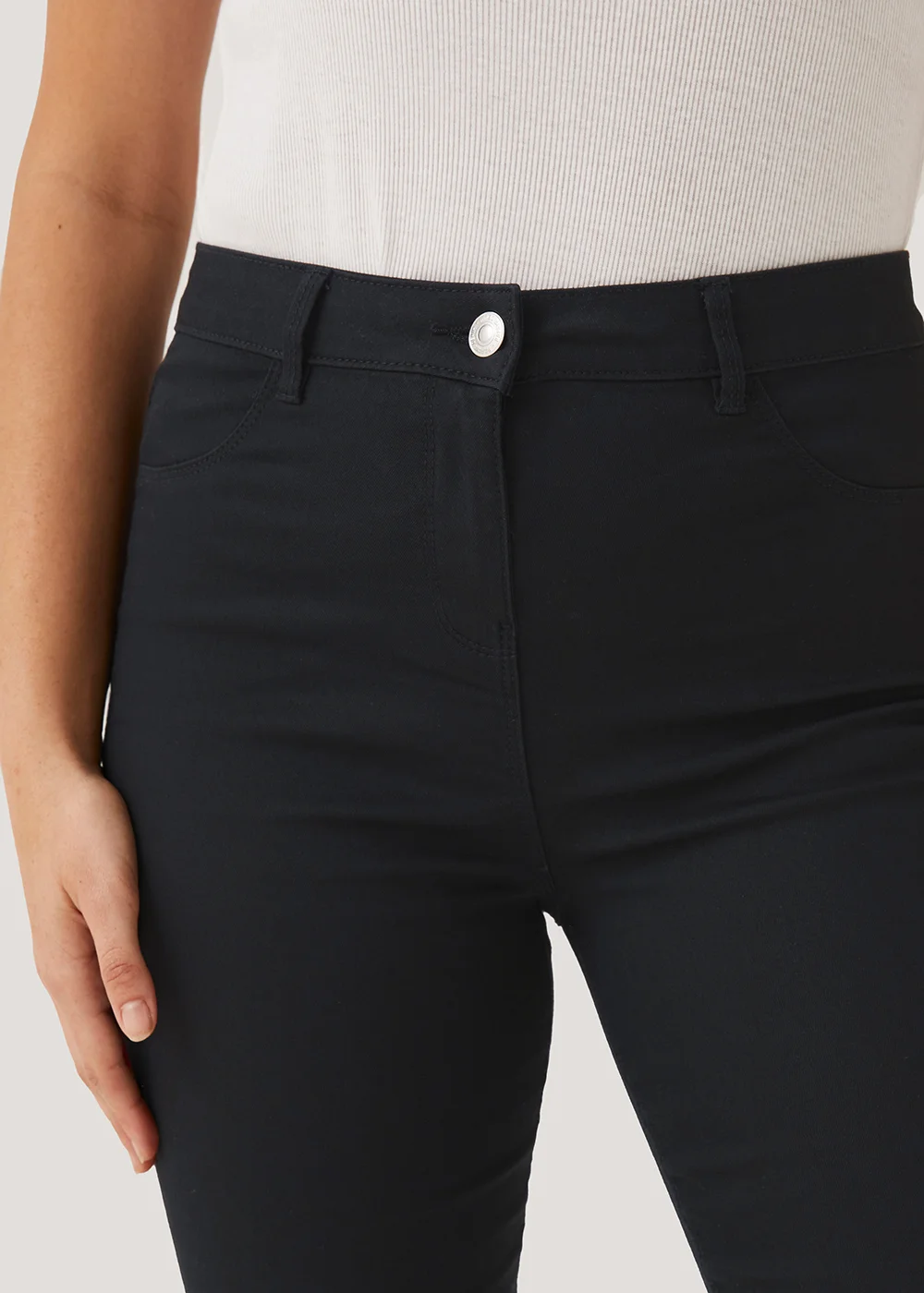 Kimmy Black Skinny Jeans - 8/L29 Image 3