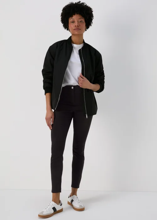 Jessie Black High Waisted Jeans - 22 Image 4