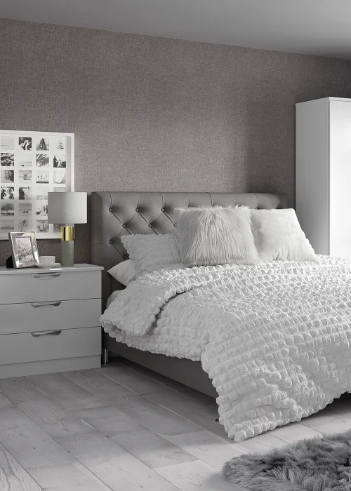 White Cotton Seersucker Duvet Set - Double Image 8