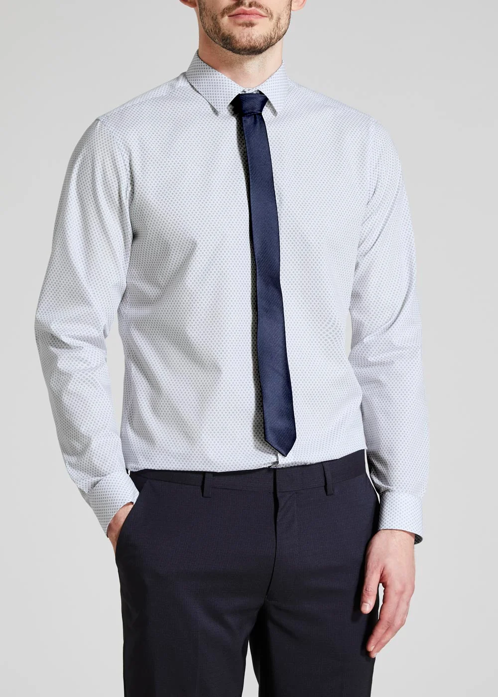 Taylor & Wright Slim Fit Shirt & Tie Set - 15 Collar Image 1