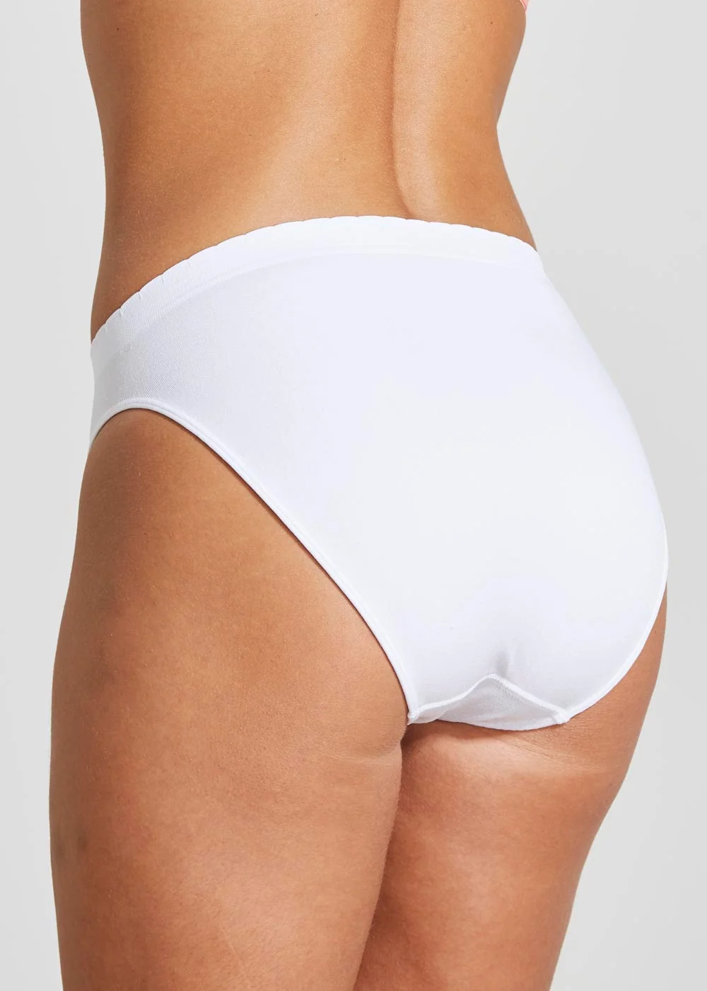3 Pack White Seamless High Leg Knickers - S Image 4