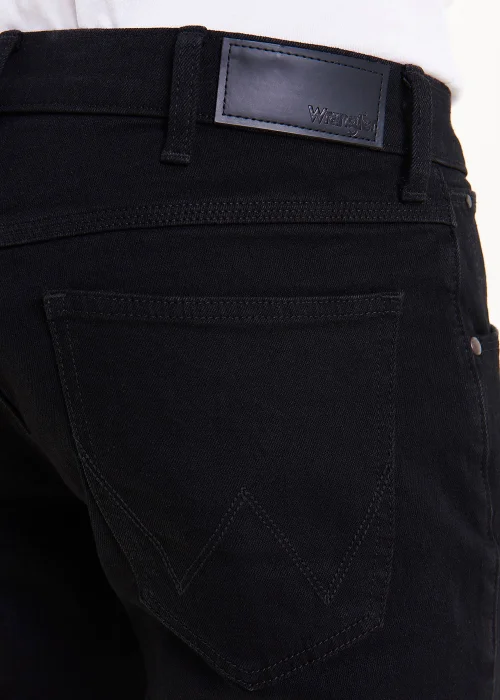 Wrangler Black Stretch Straight Fit Jeans - 30 R Image 4