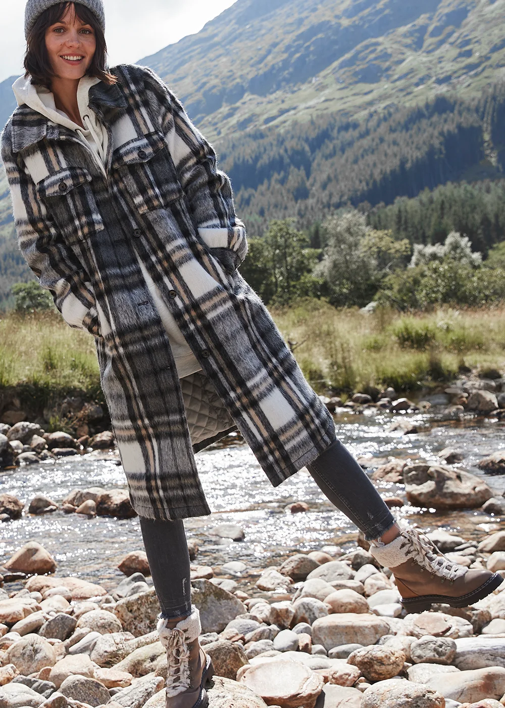 Long Check Shacket - 8 Image 3