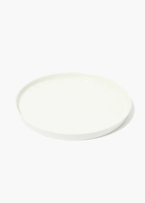White Lipped Side Plate (20.5cm x 20.5cm) Image 1