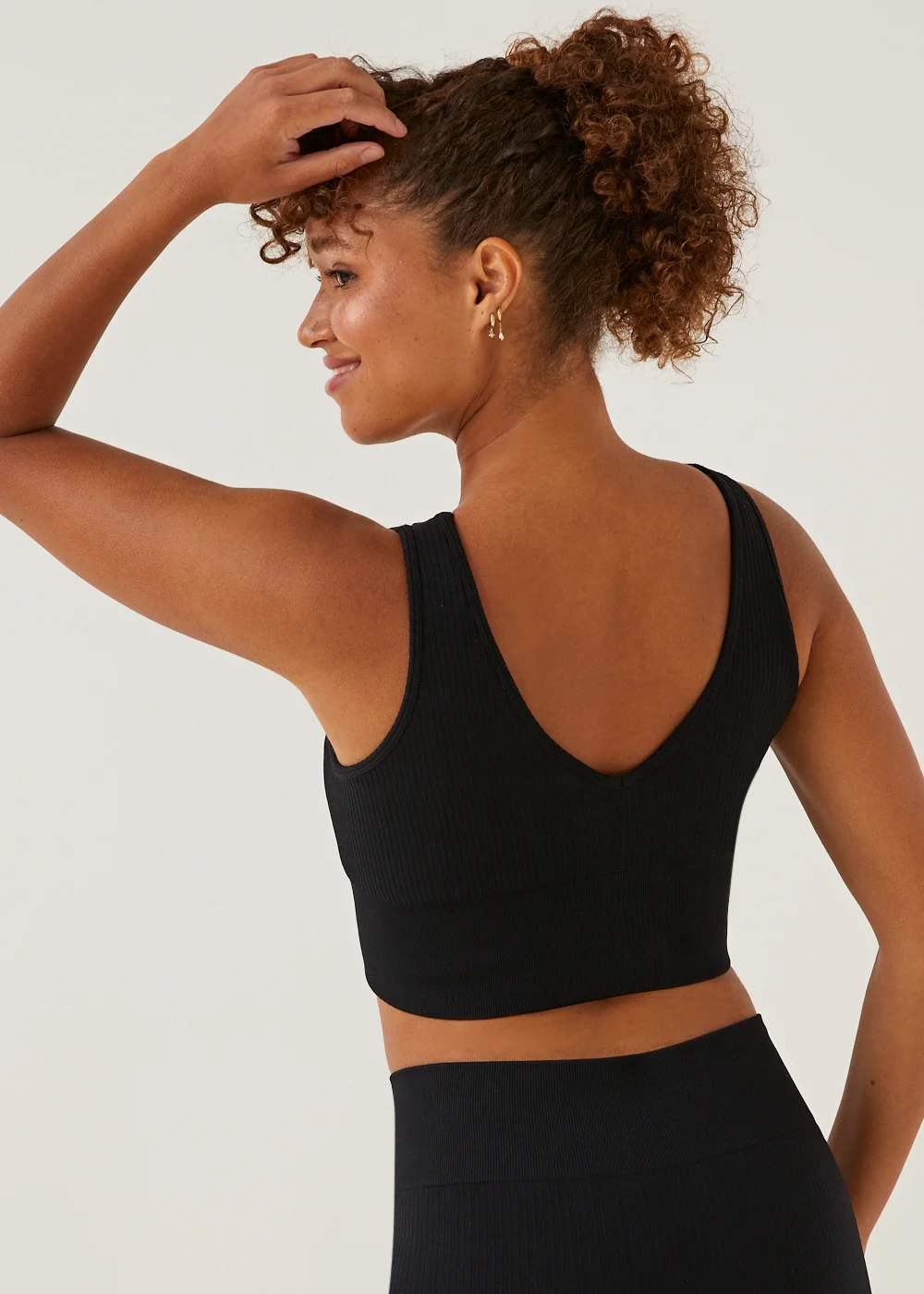 Souluxe Black Ribbed Sports Crop Top - Small Image 2