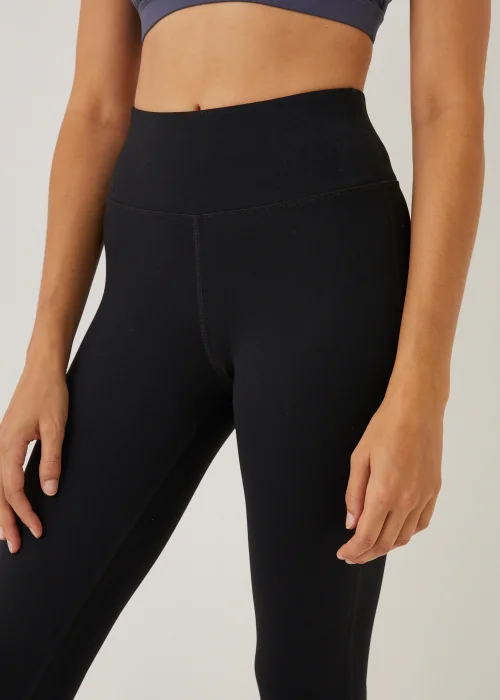 Souluxe Black Capri Sports Leggings - 8 Image 5
