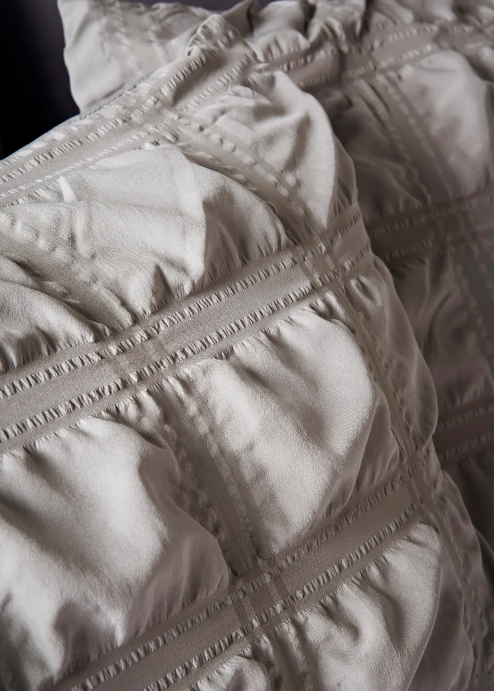 Grey Seersucker Duvet Cover - Double Image 2