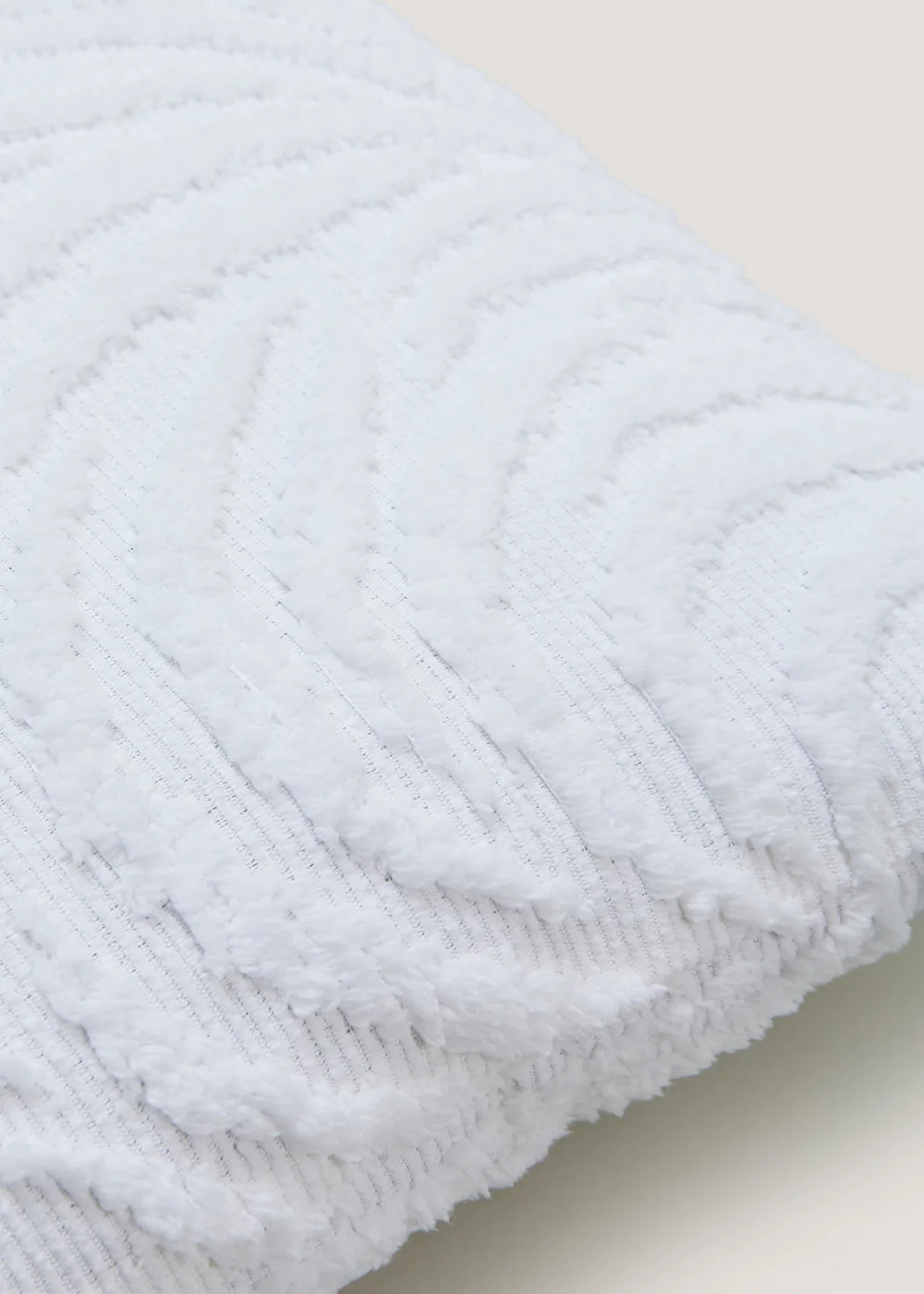 White Chenille Tufted Cushion (43cm x 43cm) Image 2