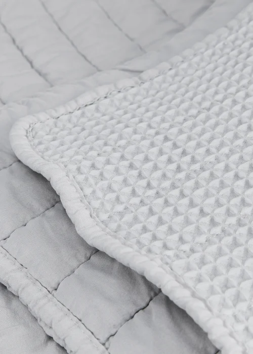 Grey Ribbed Waffle Bedspread (220cm x 220cm) Image 2