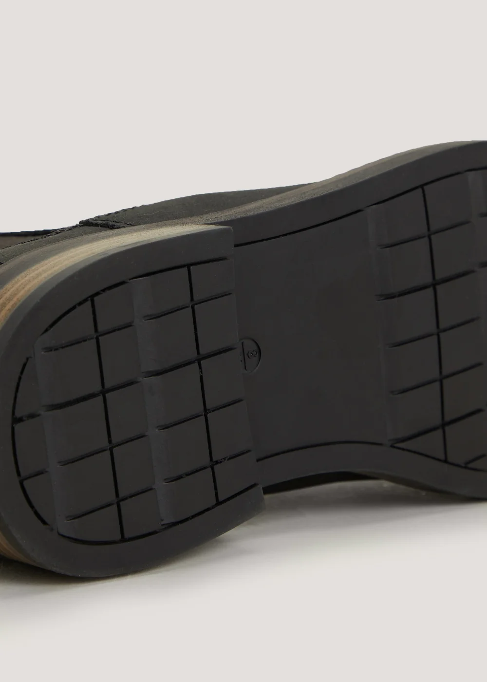 Black Leather Chelsea Boots - Size 6 Image 2