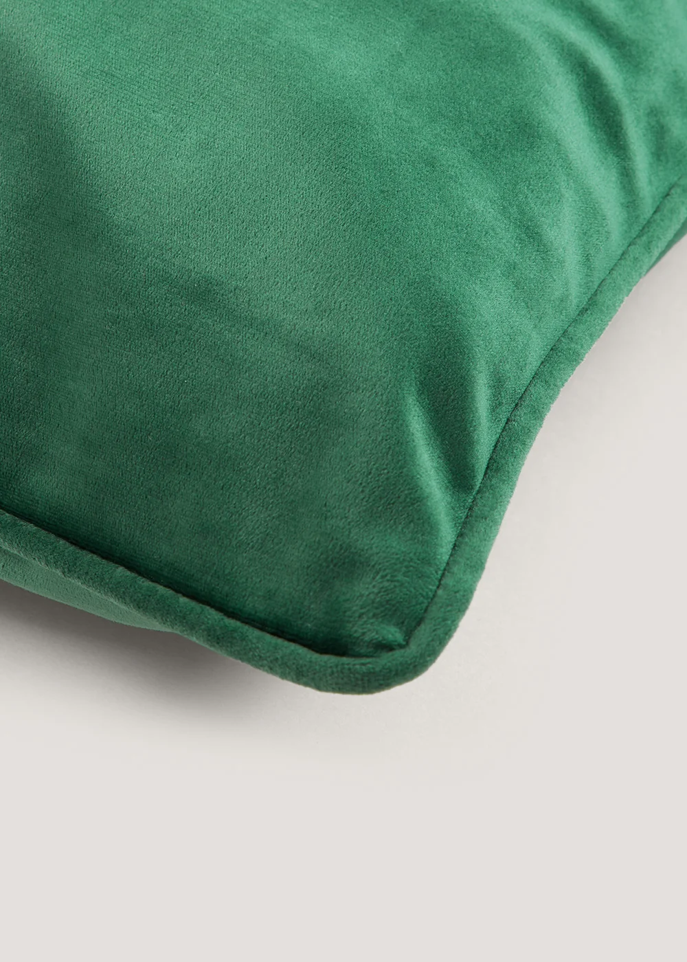 Green Large Velvet Cushion (55cm x 55cm) Image 2