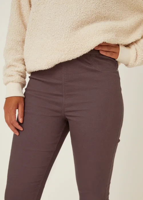 Rosie Purple Push Up Jeggings - Size 08 29 leg Image 4