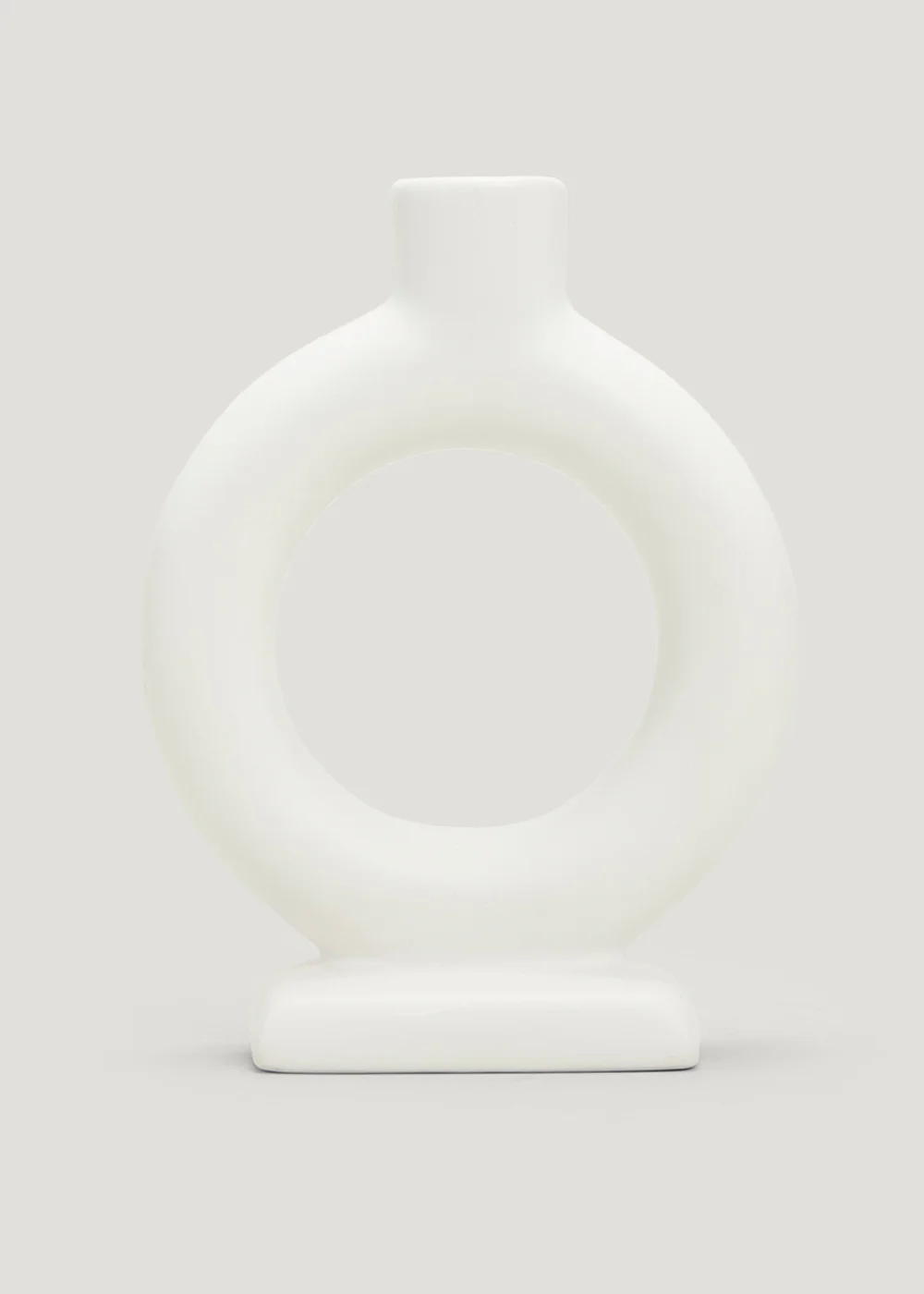 White Ceramic Round Candle Holder (11cm x 5cm x 14cm) Image 1