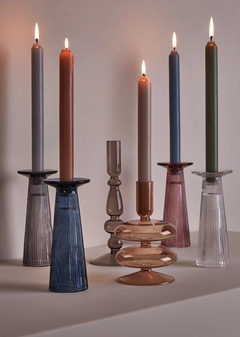 Amber Glass Candle Holder (10cm x 10cm x 14cm) Image 3