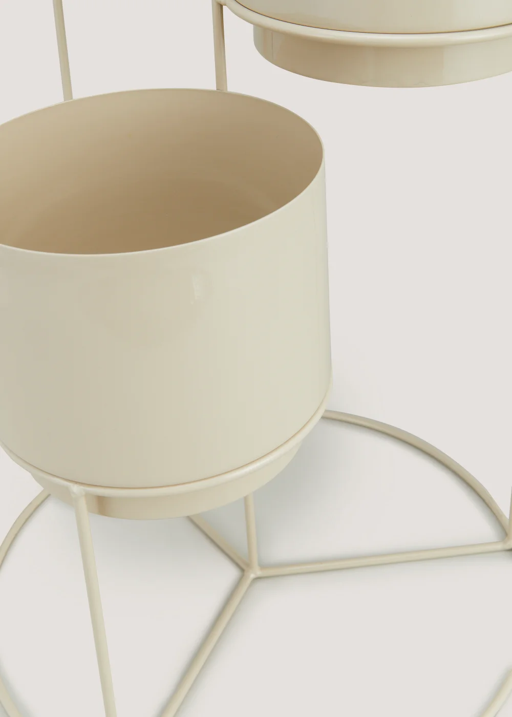 Metal Round Base 3 Tier Planter (36cm x 36cm x 70cm) Image 2