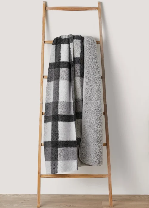 Grey Check Sherpa Fleece Throw (150cm x 180cm) Image 1
