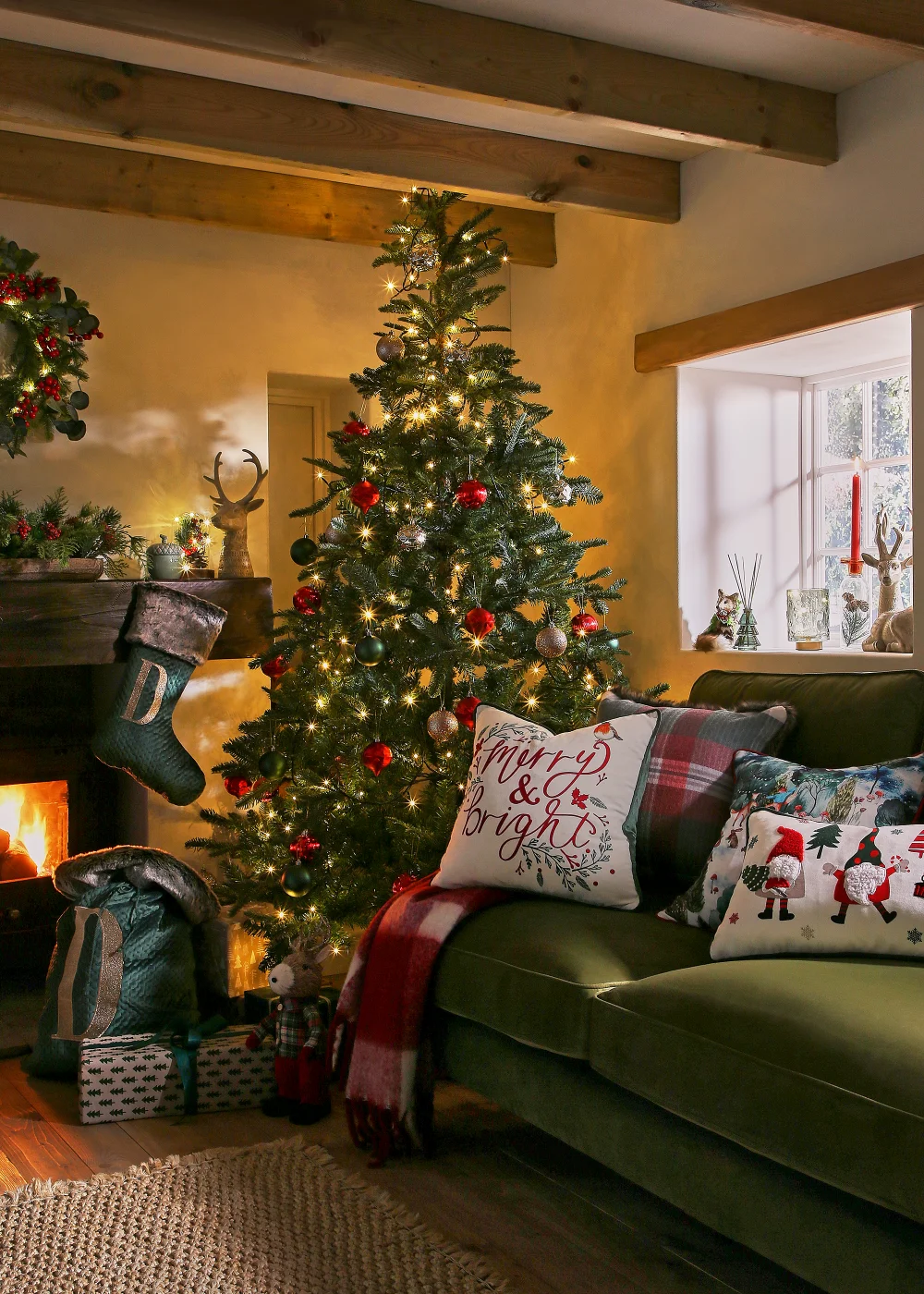 Red Check Faux Mohair Throw (130cm x 150cm) Image 2