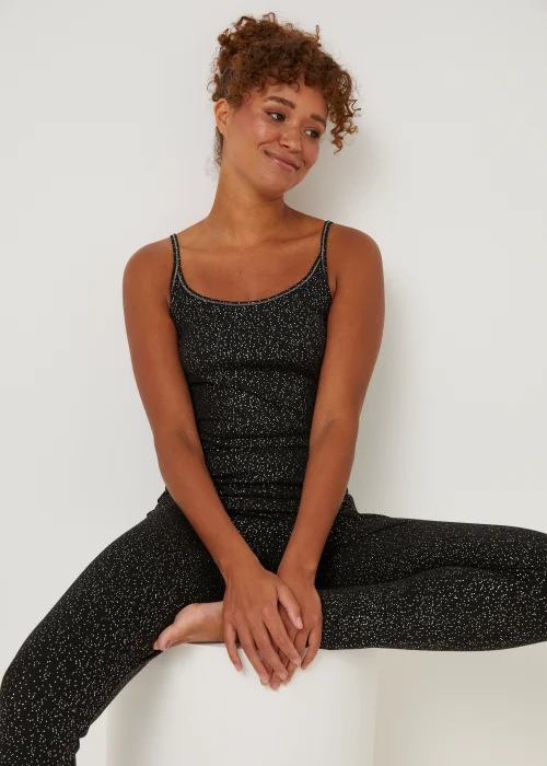 Black Thermal Vest - Size 8-10 Image 4