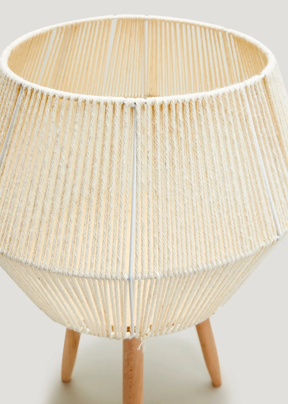 Cream Cut Out Planter (28-40cm x 60cm) Image 3