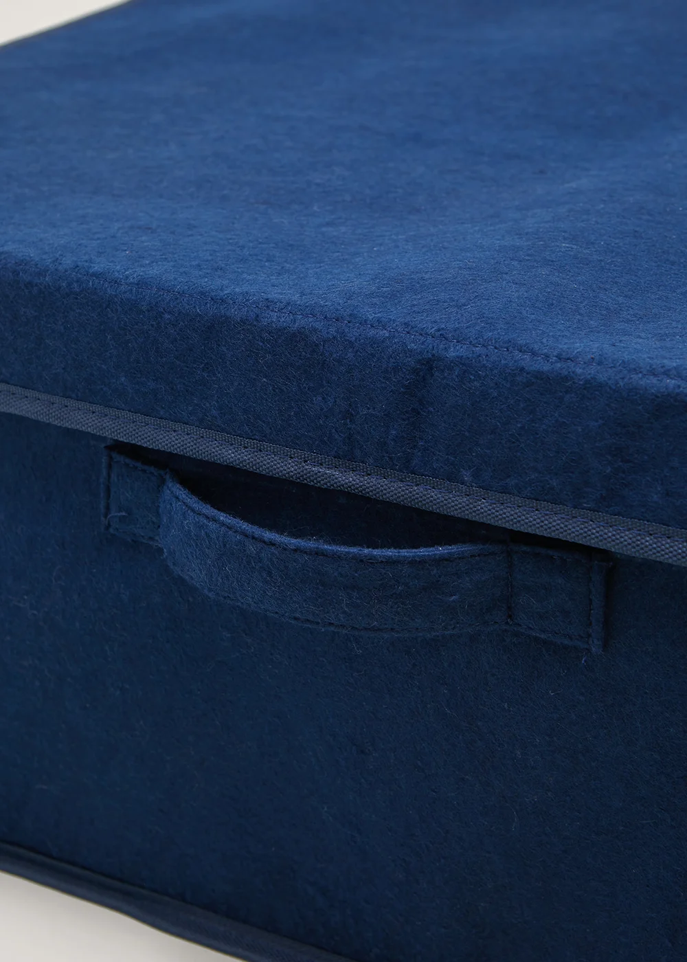Navy Underbed Storage Box (60cm x 21cm x 40.5cm) Image 3