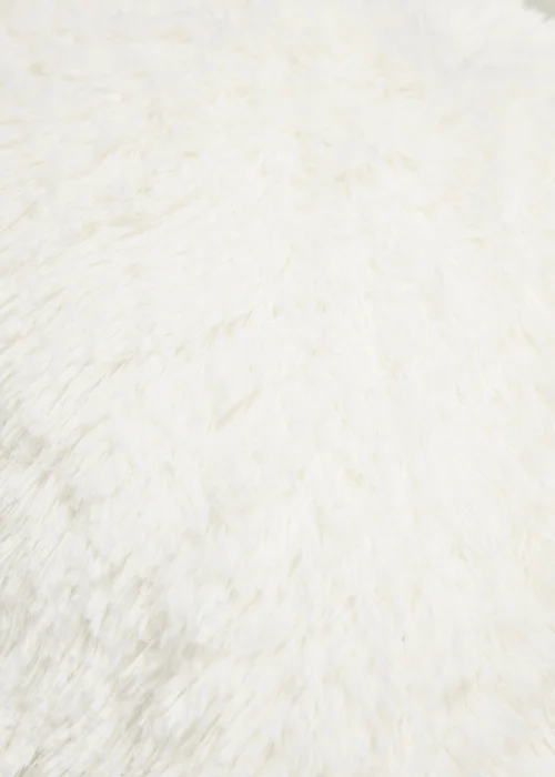 Cream Shaggy Faux Fur Cushion (43cm x 43cm) Image 3