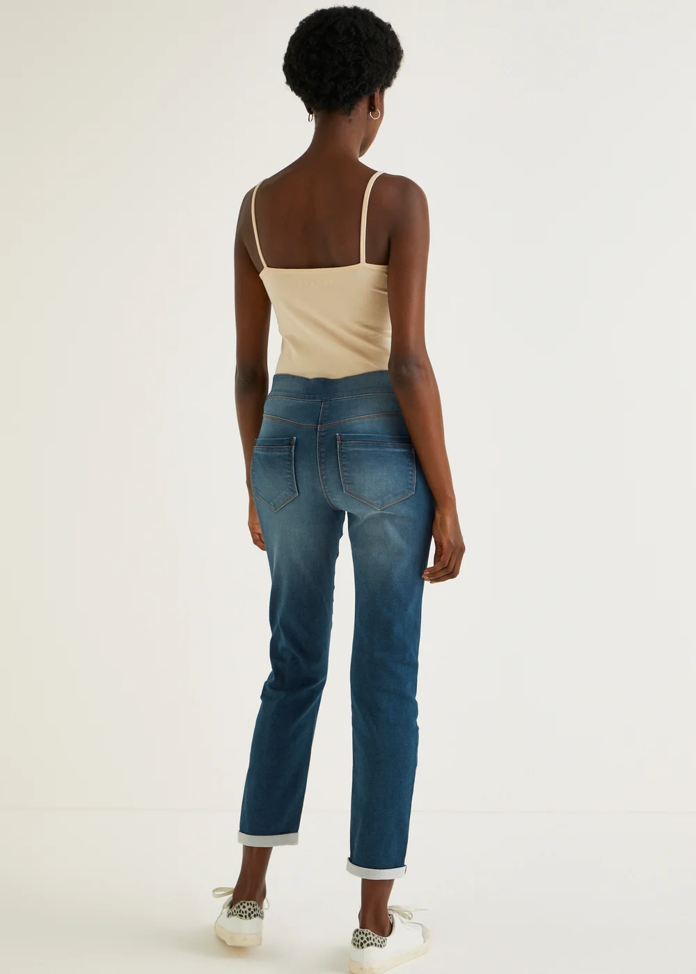 Maternity Jolie Dark Wash Under Bump Relaxed Skinny Jeans - Size 8 Image 2