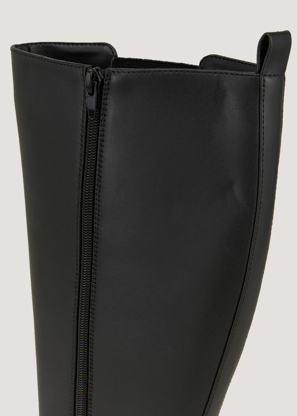 Black Tall Cleated Chelsea Boots - Size 3 Image 2