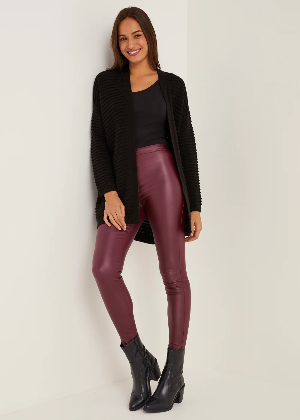 Jessie Wine Coated High Waisted Jeans - Size 08 29 leg Image 2