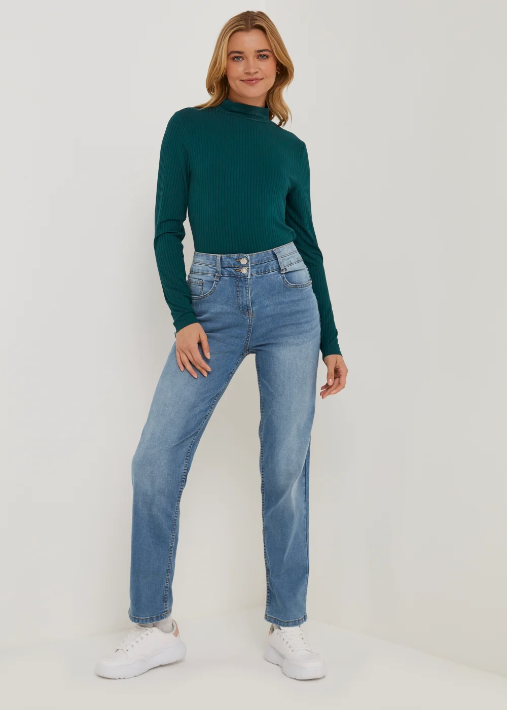 Papaya Petite Grace Mid Wash Push Up Straight Leg Jeans - Size 6 Image 1