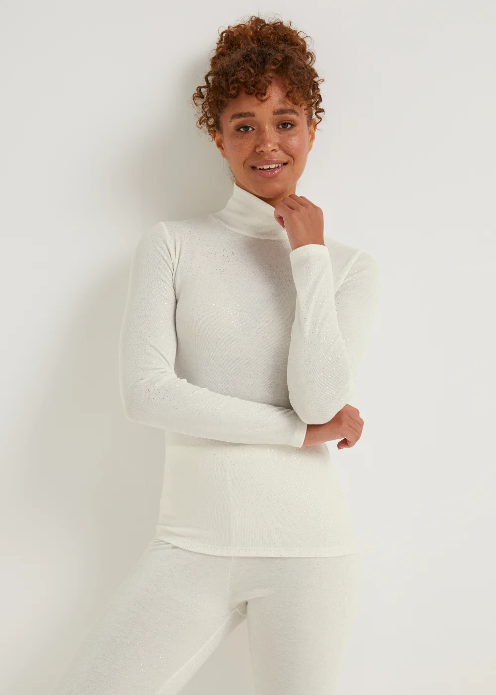 Cream Thermal Roll Neck Top - Size 8-10 Image 4
