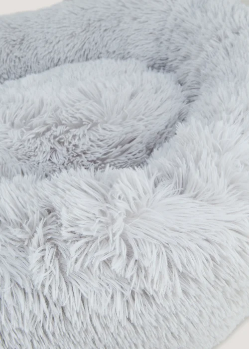Grey Faux Fur Pet Bed (Medium-Large) - Medium/Large Image 2