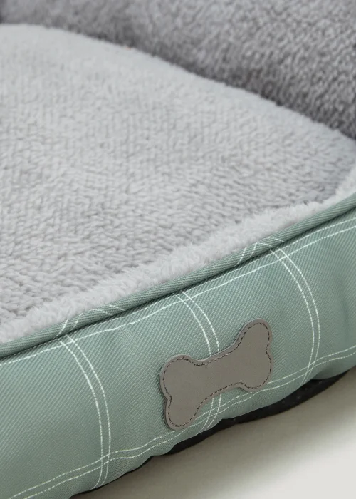 Green Check Pet Bed (Small-Medium) - Small/Medium Image 1