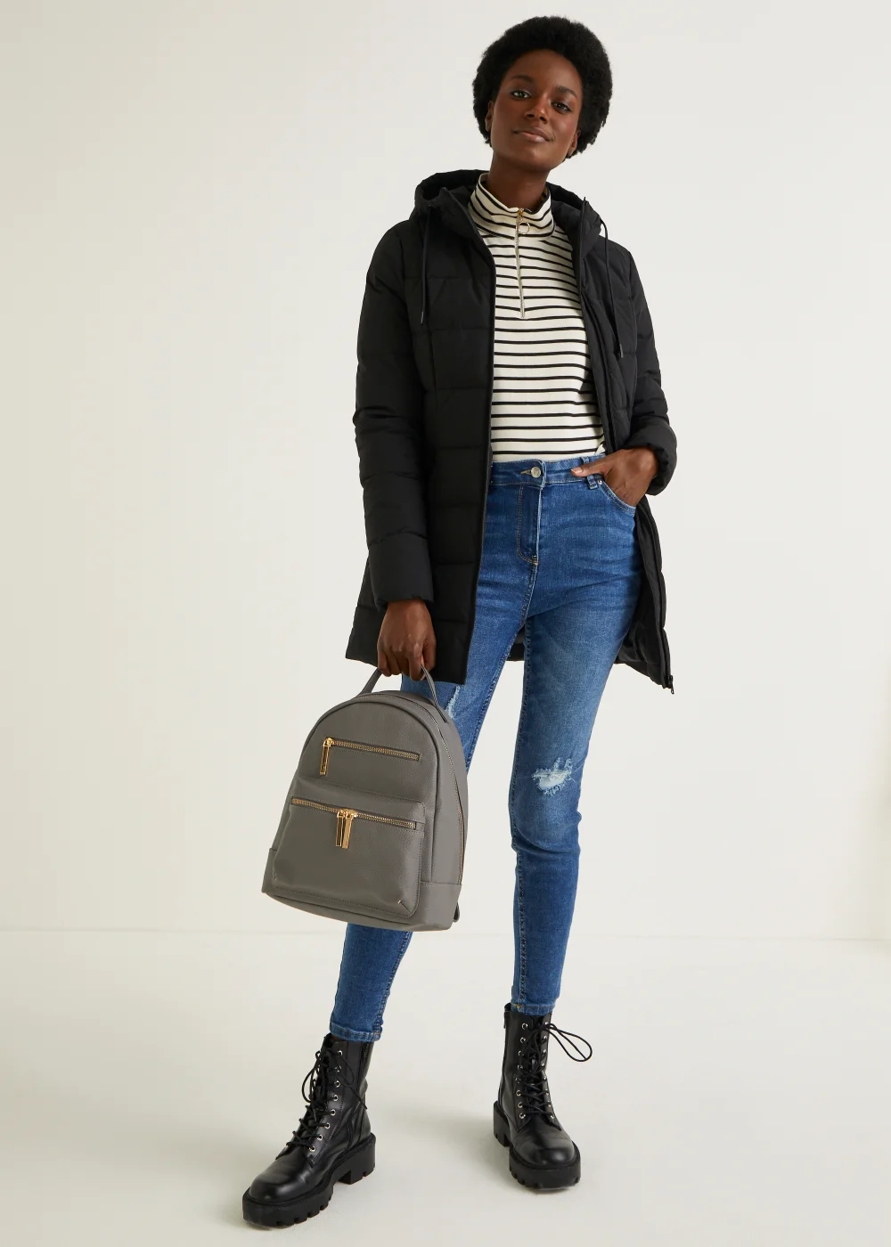 Black Short Padded Coat - 8 Image 4