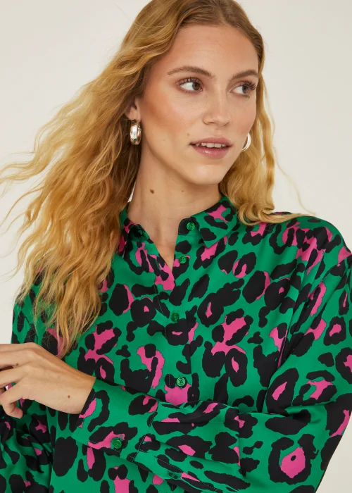 Be Beau Green Leopard Print Satin Shirt - 6 Image 5