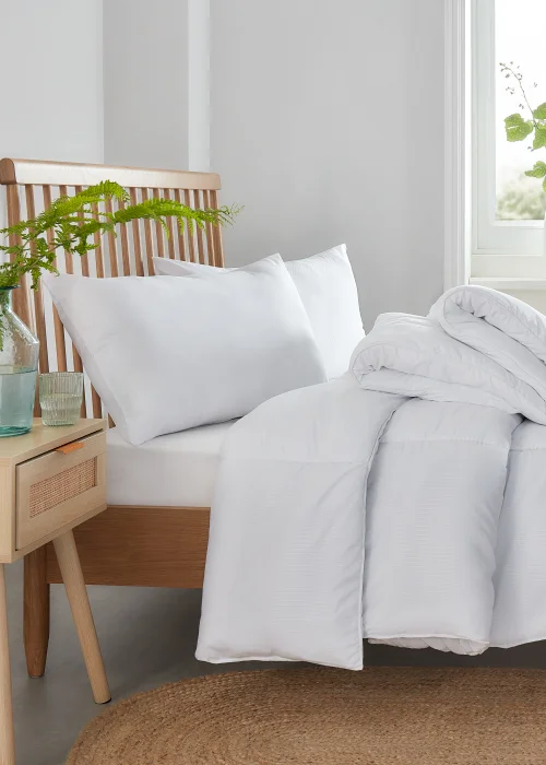 Silentnight Yours & Mine Dual Tog Duvet - King Image 1