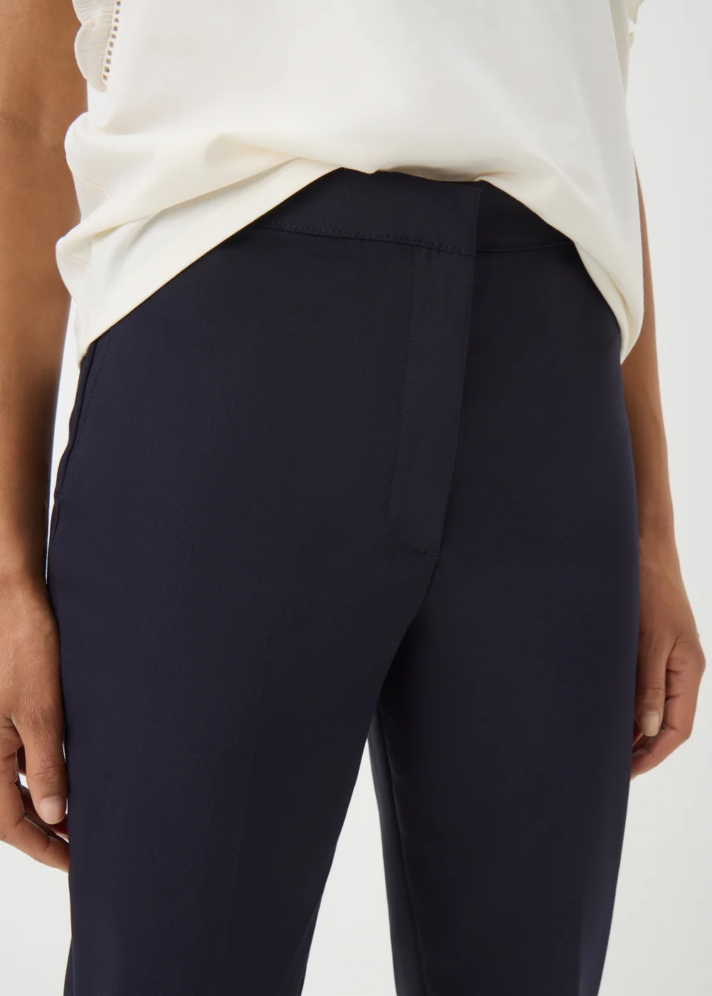 Et Vous Navy Capri Trousers - 8 Image 2
