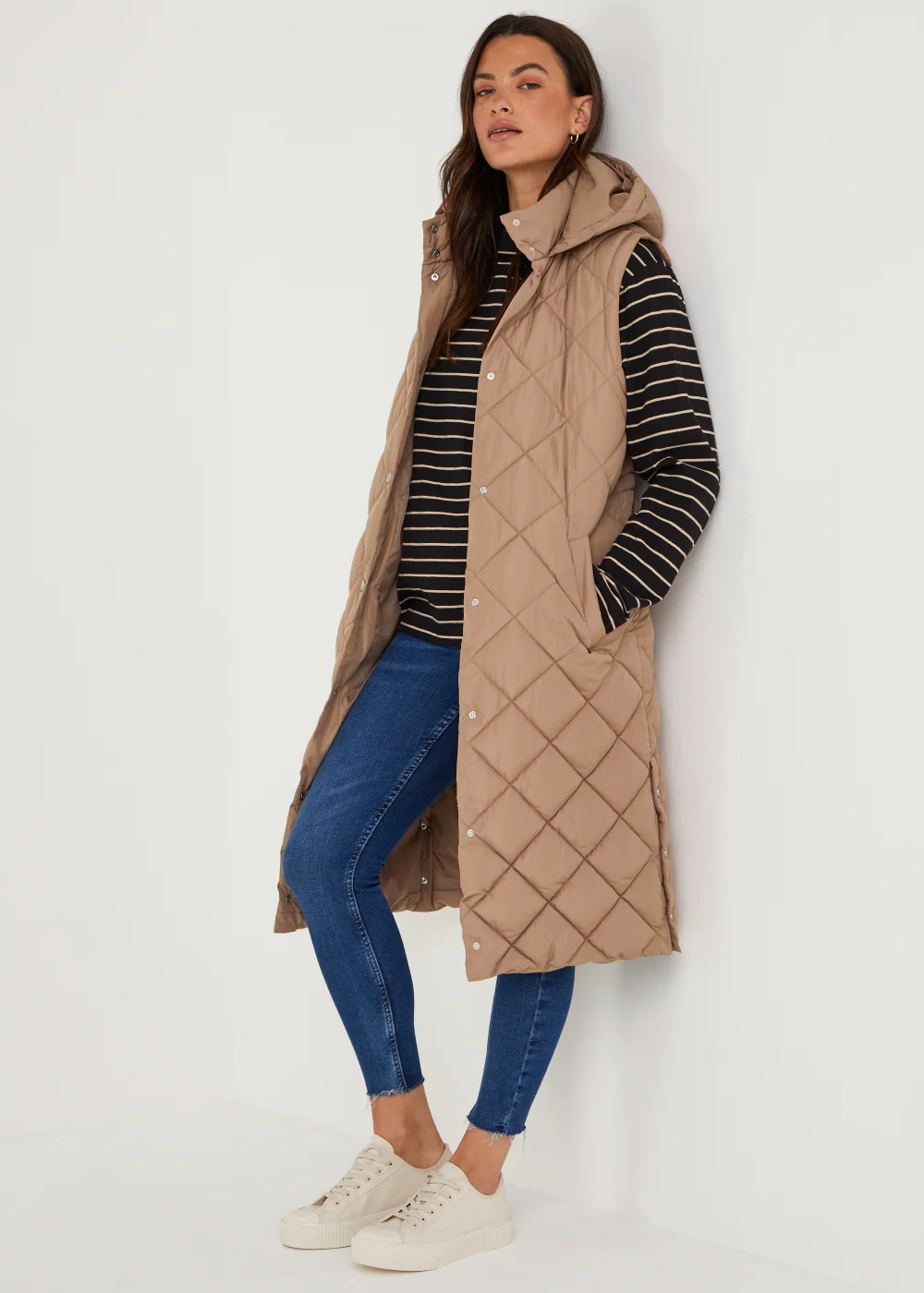 Stone Long Quilted Gilet - 8 Image 3