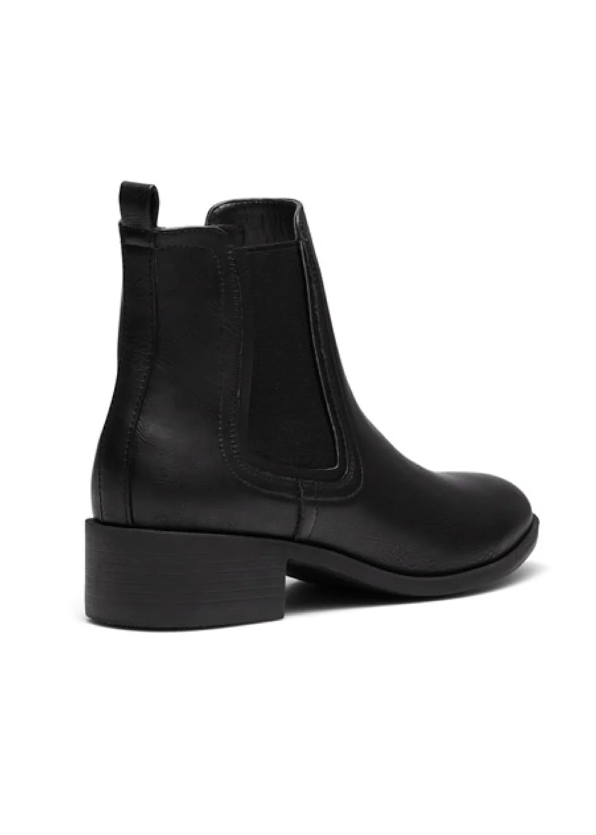 NOVO Black Destined Ankle Boots - Size 4 Image 2