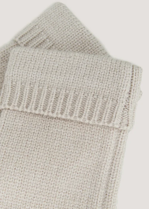Oatmeal Fingerless Gloves - One Size Image 2