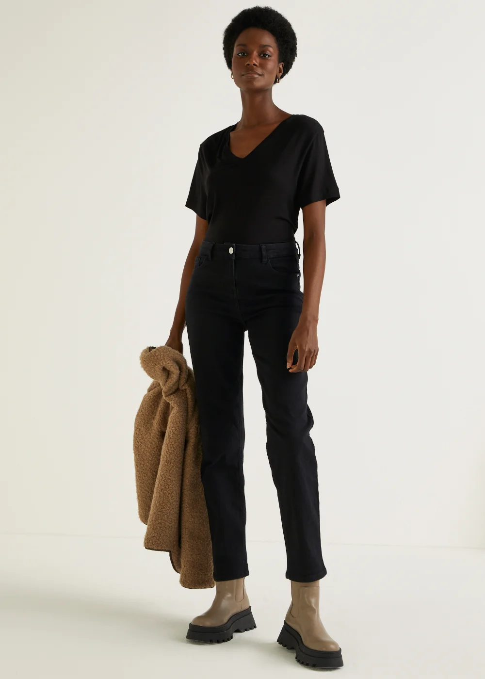 Black V-Neck T-Shirt - 8 Image 3