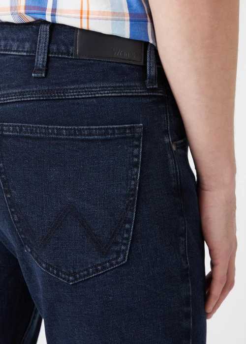 Wrangler Blue Black Regular Fit Jeans - 30 S Image 2