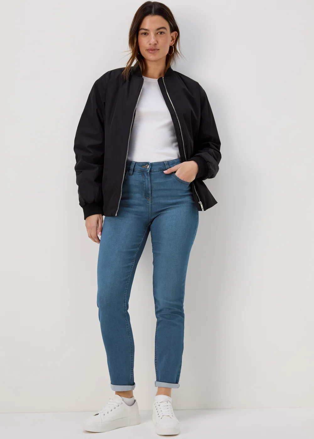 Jolie Mid Wash Relaxed Skinny Jeans - 8 Image 4
