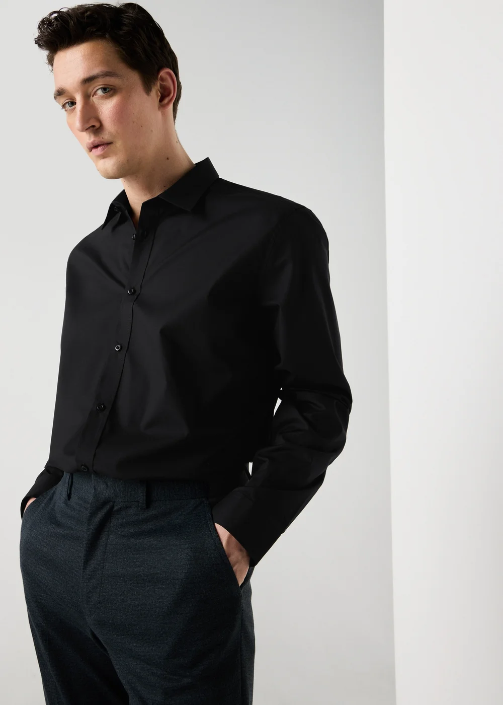 Taylor & Wright Black Easy Care Regular Fit Shirt - 15.5 Collar Image 1