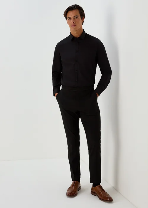 Taylor & Wright Black Easy Care Slim Fit Shirt - 14 Collar Image 2