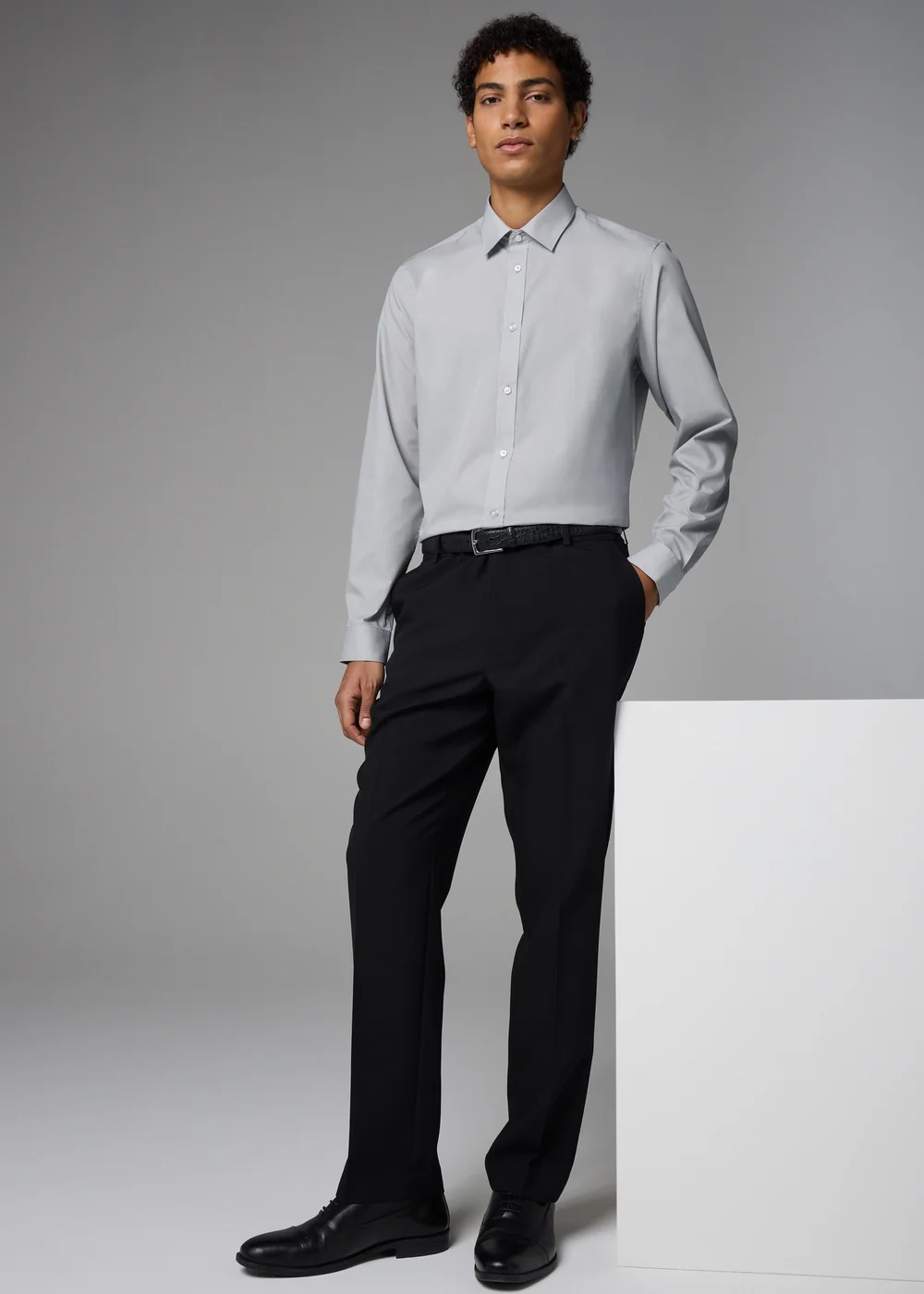 Taylor & Wright Grey Easy Care Slim Fit Shirt - 14.5 Collar Image 2