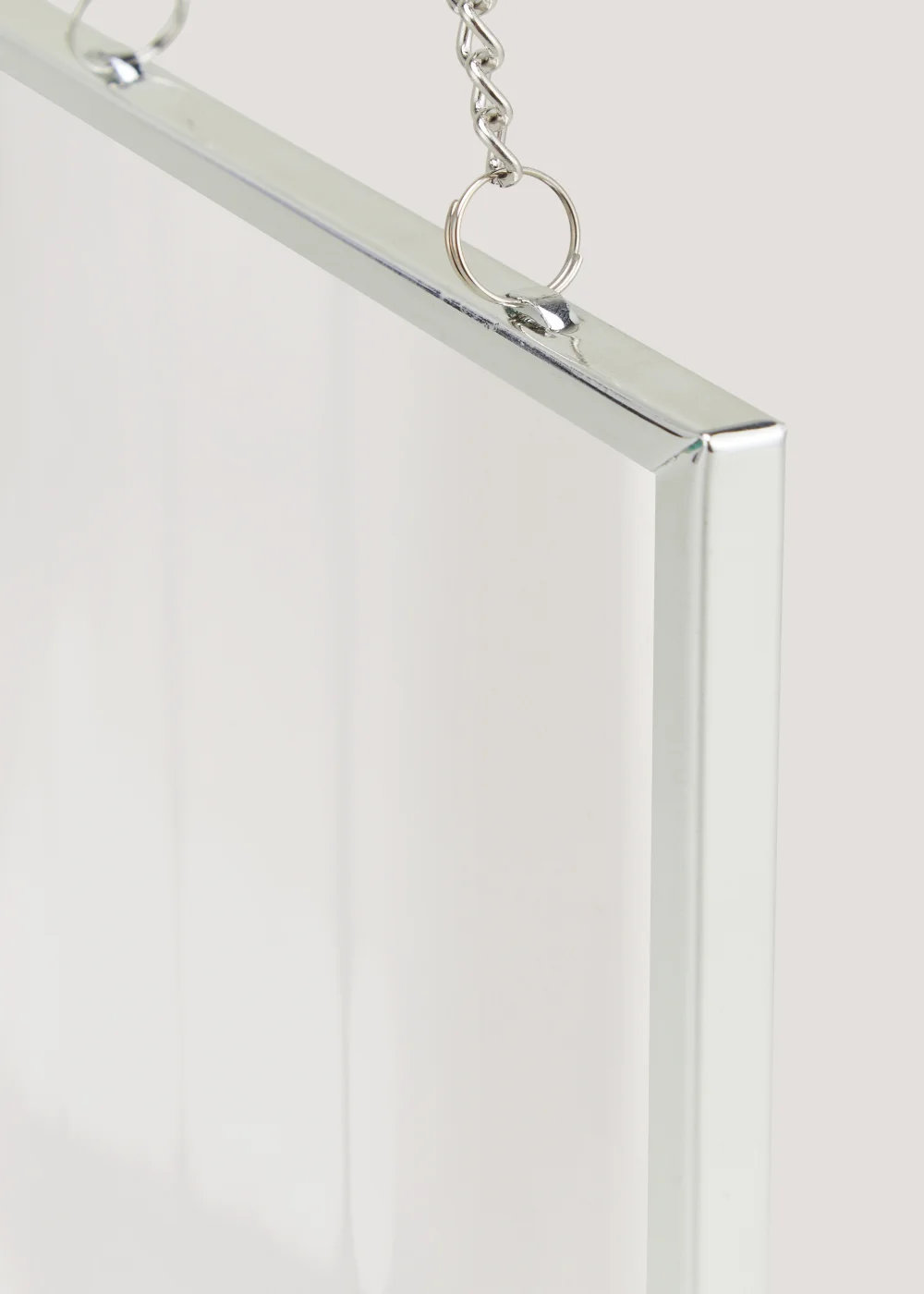 Silver Hanging Metal Frame (4x6in) Image 2