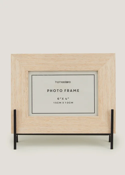 Oak Photo Frame On Black Stand (4x6in) Image 1