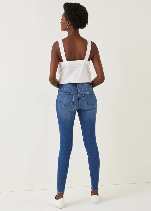 Papaya Petite April Mid Wash Skinny Jeans - Size 6 Image 4